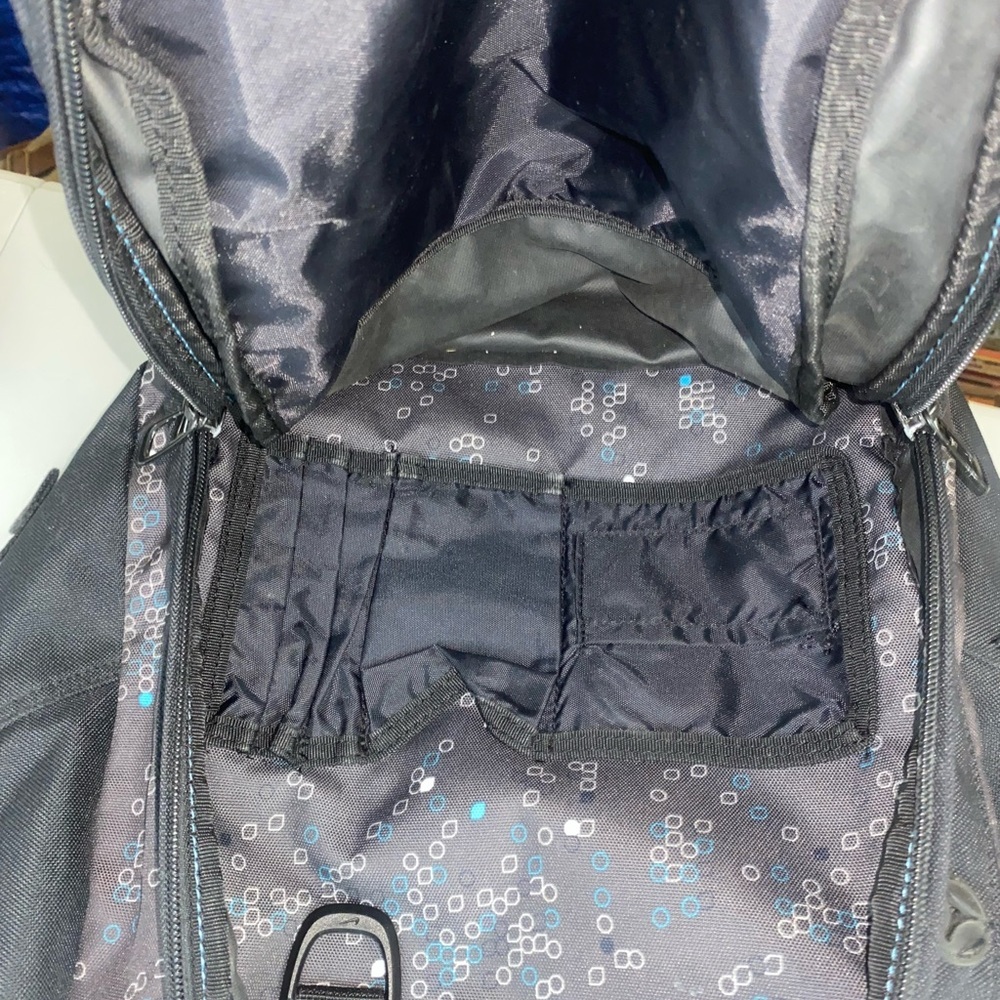 Nike Black and Patterned Men's Backpack - Picture 7 of 7